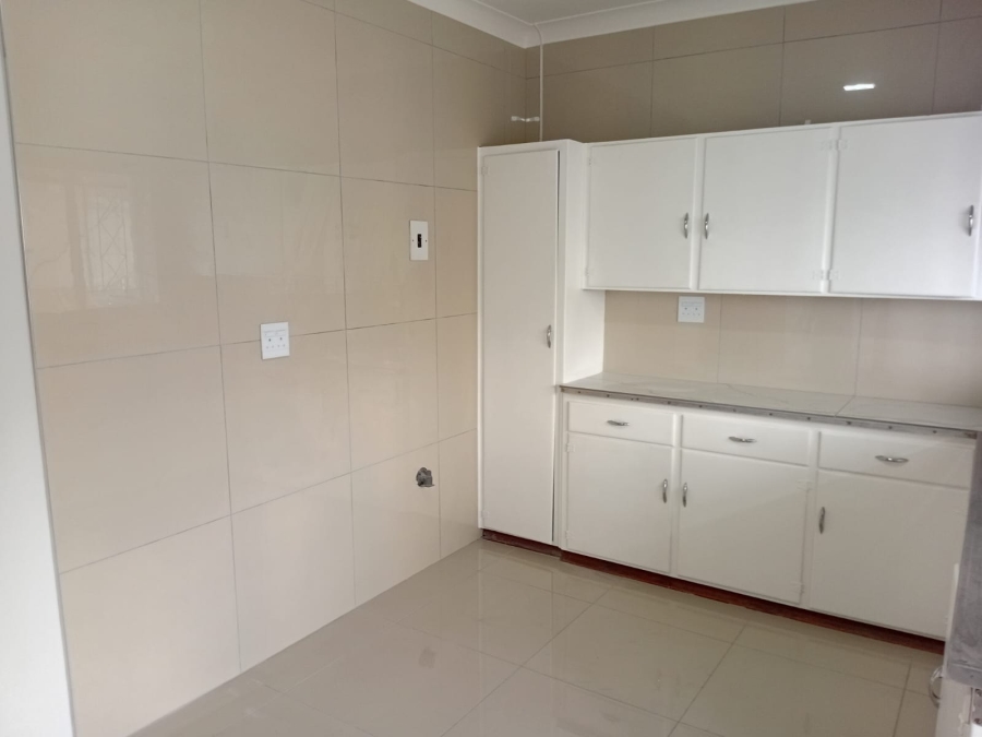 To Let 2 Bedroom Property for Rent in Southernwood Eastern Cape